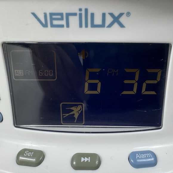 Verilux Rise & Shine Natural Wake-up or Sleep Light & Sound Lamp / Sound Machine - Picture 5 of 7